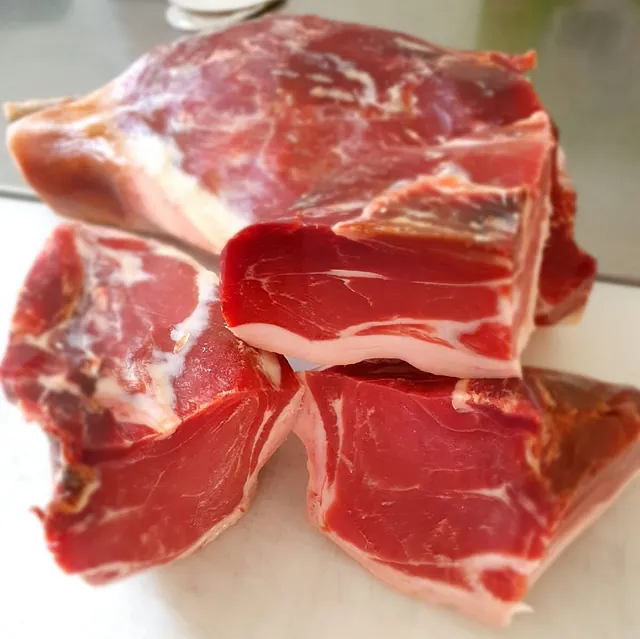 Celesmila - Jamón curado en Benassal - Imagen 2