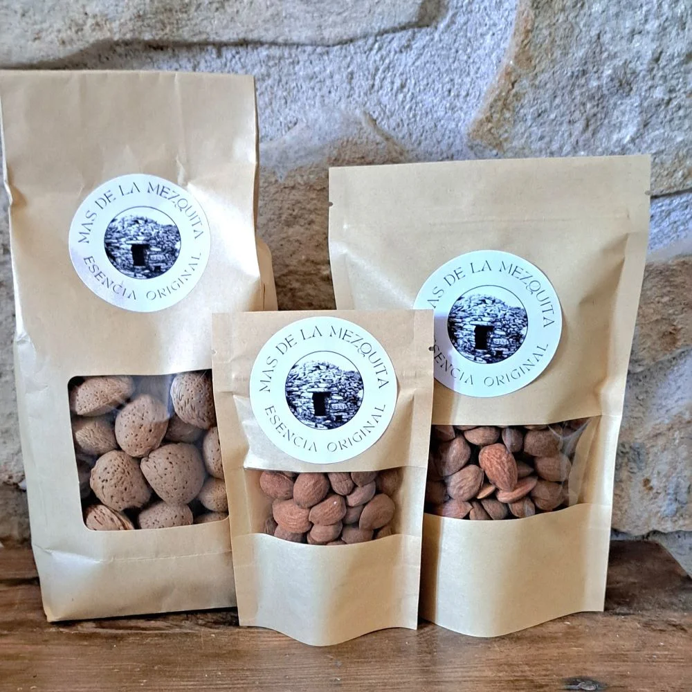 Mas de la Mesquita - Ametlles al natural